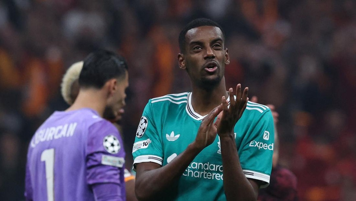 Alexander Isak sudah fit dan siap bermain rutin. (REUTERS/Dilara Senkaya)