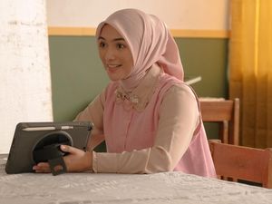 Film Mengejar Restu Pertemukan Cinta dan Pilihan Hidup Penuh Ujian Film Mengejar Restu Pertemukan Cinta dan Pilihan Hidup Penuh Ujian