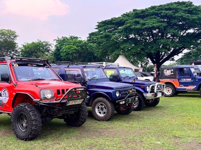 Pencinta Suzuki Jimny Jangkrik, Swift, Ignis Sampai Ertiga Ngumpul di TMII, Ada Apa Ini?
