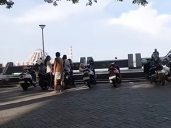 Viral Parkir Liar di Anjungan Pantai Losari Makassar Resahkan Pengunjung