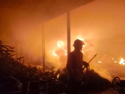 Gudang Produksi Basreng di Tasikmalaya Terbakar