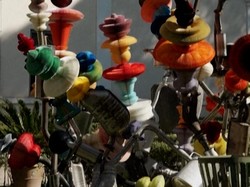 Video: Seniman Miyazaki Bawa Patung Industri ke Teater Air Bersejarah Roma