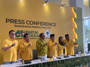 Video: Jelang HUT Ke-61, Golkar Bagikan Setengah Juta Paket Sembako Video: Jelang HUT Ke-61, Golkar Bagikan Setengah Juta Paket Sembako