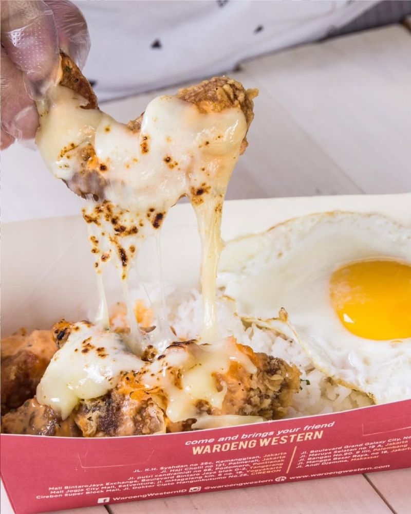 Kuliner dekat stasiun Palmerah.