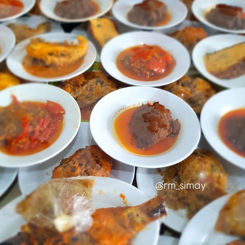 Kuliner dekat stasiun Palmerah.