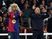 Yamal Asyik Pacaran saat Pemulihan Cedera, Hansi Flick Merespons