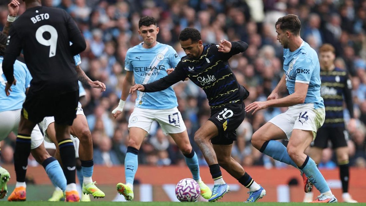 Manchester City vs Everton masih 0-0 di  babak pertama (Foto: REUTERS/Phil Noble)