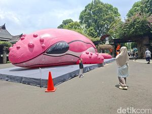 Lebih dari 100 Karya Hidupkan Pasar Seni ITB 2025 Hari Pertama