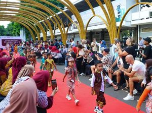 Pemkab Banyuwangi Dukung Industri Batik, Gelar Festival dan Fashion Show Pemkab Banyuwangi Dukung Industri Batik, Gelar Festival dan Fashion Show