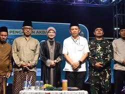 Pengajian Akbar di Kediri, Mbak Wali Ingatkan Makna Syukur Sejati
