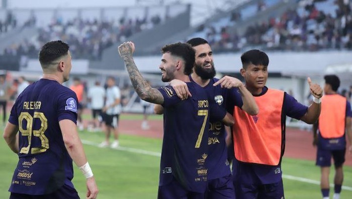 Persita Lanjutkan Unbeaten Run, Pena Minta Pemain Tak Terlena