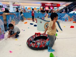 Wahana Main Salju di Bengkulu, Cocok Jadi Pilihan Saat Musim Panas