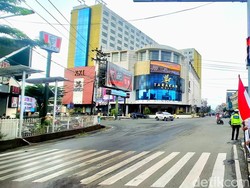 Massa Peduli Palestina Padati Simpang GTM Tarakan, Diwarnai Tangis dan Orasi