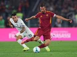 Menang di Roma, Inter Gusur Napoli di Puncak Klasemen Menang di Roma, Inter Gusur Napoli di Puncak Klasemen