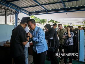 Danpaspampres Takziah ke Rumah Duka Eks Danpaspampres Marsda Wahyu Danpaspampres Takziah ke Rumah Duka Eks Danpaspampres Marsda Wahyu