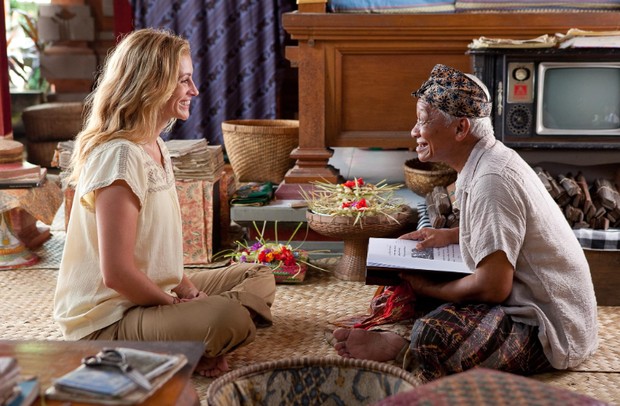 Eat, Pray, Love menceritakan tentang perjalanan Liz dalam menemukan makna hidup melalui makanan dan cinta. Film Netflix tentang makanan yang penuh inspirasi.