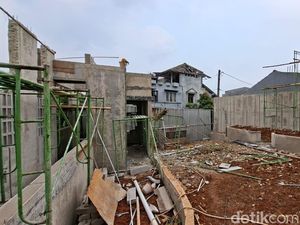 Warga Pondok Hijau Protes Jalanannya Dipakai Balboa Meski Sudah Jadi Fasum Warga Pondok Hijau Protes Jalanannya Dipakai Balboa Meski Sudah Jadi Fasum