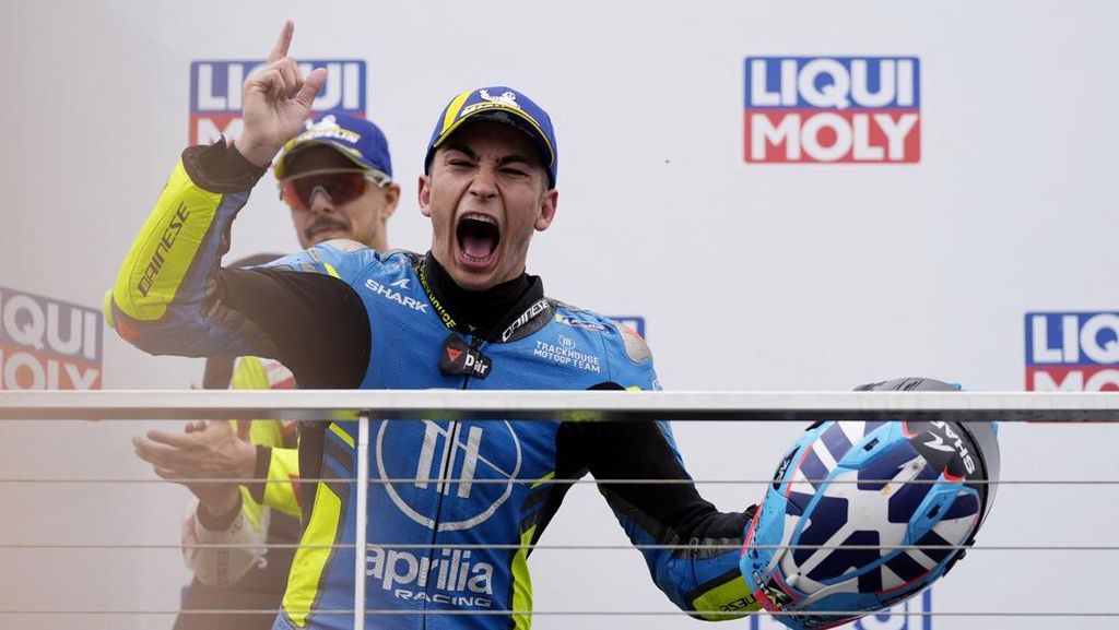 Kejutan di Phillip Island, Raul Fernandez Raih Kemenangan Perdana di MotoGP 2025 Kejutan di Phillip Island, Raul Fernandez Raih Kemenangan Perdana di MotoGP 2025
