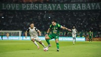 Macan Kemayoran tampil trengginas dan menaklukkan tuan rumah dengan skor meyakinkan 3-1. Pelatih Persija mengapresiasi kerja keras anak asuhnya yang mampu tampil konsisten di laga tandang berat ini. ANTARA FOTO/RIZAL HANAFI