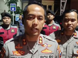 Awal Mula Pesta Gay di Surabaya Terbongkar hingga 34 Pria Diciduk Polisi Awal Mula Pesta Gay di Surabaya Terbongkar hingga 34 Pria Diciduk Polisi