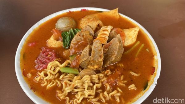Pedas Nampol! 10 Seblak Enak Rating Tinggi di Kota Bogor