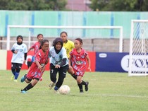 Soccer Challenge Bikin Siswi Serius Tekuni Sepakbola