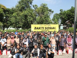 Kapolres Kediri dan TNI Kompak Gelar Social Riding Sambil Bagi Sembako