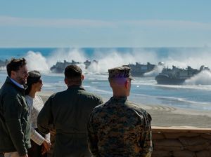 Wapres AS JD Vance Hadiri Perayaan 250 Tahun Korps Marinir di Camp Pendleton Wapres AS JD Vance Hadiri Perayaan 250 Tahun Korps Marinir di Camp Pendleton