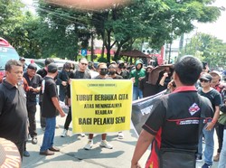 Pelaku Seni di Grobogan Demo Minta Penampar Biduan Saat Manggung Ditangkap