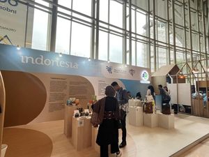 Booth Kemendag Mejeng di TEI 2025, Wadah Unjuk Gigi UMKM Tanah Air Booth Kemendag Mejeng di TEI 2025, Wadah Unjuk Gigi UMKM Tanah Air