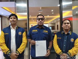 DPP AMPI Adukan 30 Akun Medsos Diduga Hina Bahlil ke Bareskrim DPP AMPI Adukan 30 Akun Medsos Diduga Hina Bahlil ke Bareskrim