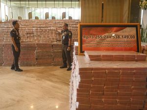 Potret Gunungan Uang Rp 13,2 Triliun dari Kasus Korupsi CPO Potret Gunungan Uang Rp 13,2 Triliun dari Kasus Korupsi CPO