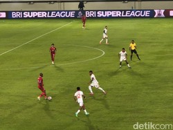 Tyronne Bawa Malut United Unggul 1-0 Atas Persis Solo Pada Babak Pertama