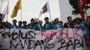 Potret Demo 1 Tahun Pemerintahan Prabowo-Gibran di Jakarta