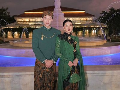 Potret Serasi Sarwendah dan Giorgio Antonio di Solo, Tampil Bak Pasangan Jawa