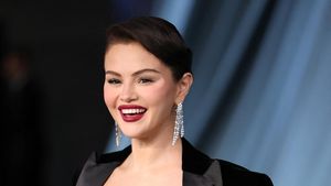 Jeroan Rumah Selena Gomez yang Dijual Rp 113 M, Megah Ada Air Terjun-Sungai