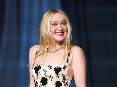 Bukti Dakota dan Elle Fanning Selalu Jadi Sorotan