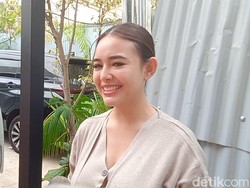 Amanda Manopo Hobi Masak, Kenny Austin Doyan Pete dan Jengkol