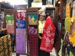 Cerita UMKM Binaan BRI Kenalkan Batik Tangerang hingga Perluas Pasar Cerita UMKM Binaan BRI Kenalkan Batik Tangerang hingga Perluas Pasar