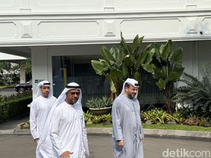 Video: Dubes UEA untuk RI Bareng Pengusaha Temui Prabowo di Istana Video: Dubes UEA untuk RI Bareng Pengusaha Temui Prabowo di Istana