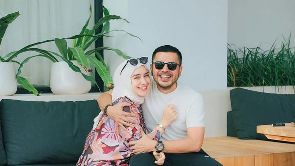 Irish Bella Mesra Terus dengan Suami: Ini Dada Isinya Kamu Semua