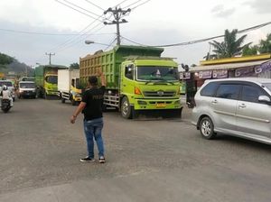 Warga Usul Pelebaran Jalan di Serang: Kawasan Industri tapi Jalannya Sempit Warga Usul Pelebaran Jalan di Serang: Kawasan Industri tapi Jalannya Sempit