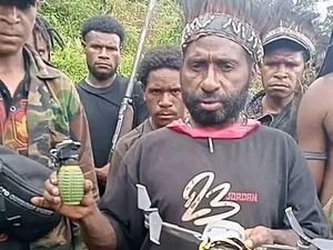 Sederet Dosa Bos OPM Lamek Alipky Dalam 5 Tahun Sebelum Ditembak Mati TNI Sederet Dosa Bos OPM Lamek Alipky Dalam 5 Tahun Sebelum Ditembak Mati TNI