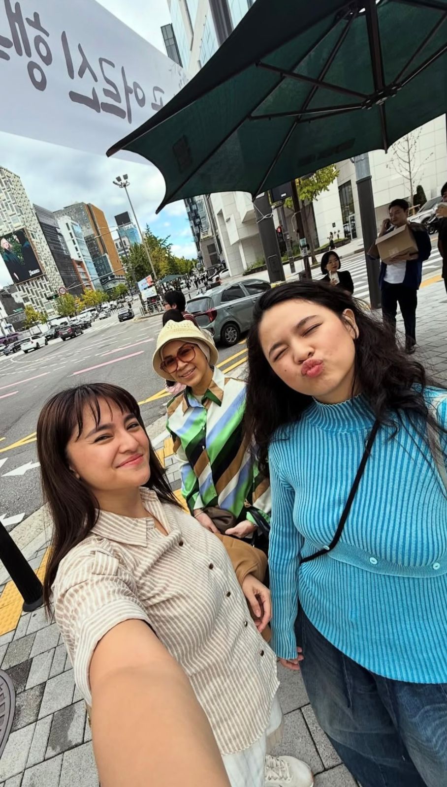 Marshanda Ajak Bunda dan Adiknya 'Ladies Trip' ke Seoul Korea