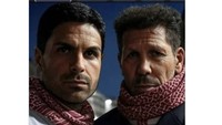 Para fans tak sabar melihat siapa di antara Mikel Arteta (pelatih Arsenal) dan Diego Simeone (pelatih Atletico Madrid) yang akan memenangkan taktik haramball di lapangan. (Foto: Twitter)