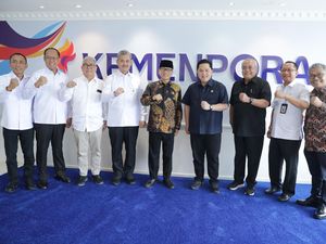 Mendes Ajak Menpora Sukseskan Program Pemuda Pelopor Desa dan Liga Desa Mendes Ajak Menpora Sukseskan Program Pemuda Pelopor Desa dan Liga Desa
