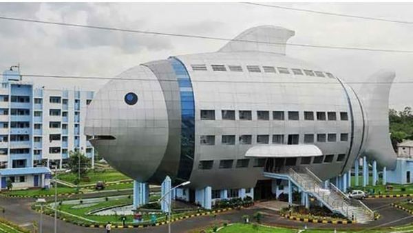 14 Gedung Berbeda dari Rancangan Arsiteknya, Realita Tak Seindah Rencana