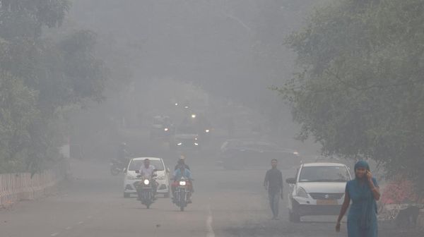 Potret Kabut Polusi Bikin Udara Makin Kritis