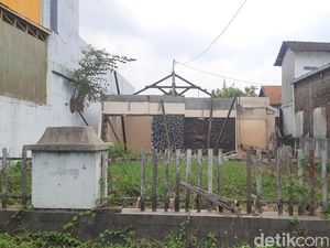 Kata Polisi soal Viral Rumah di Kudus Dibongkar Orang Tak Dikenal Kata Polisi soal Viral Rumah di Kudus Dibongkar Orang Tak Dikenal