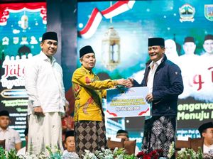 Ahmad Luthfi Luncurkan Program Beasiswa Santri & Pengasuh Pesantren Ahmad Luthfi Luncurkan Program Beasiswa Santri & Pengasuh Pesantren